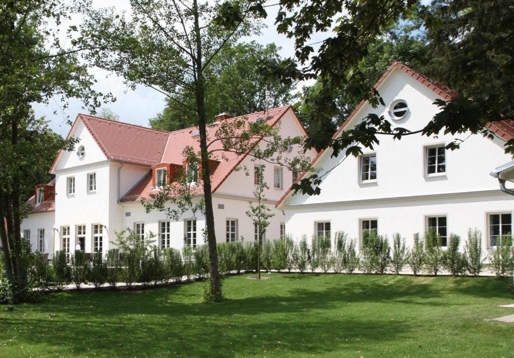 Cafe Wildau Hotel & Restaurant Am Werbellinsee Schorfheide Eksteriør billede